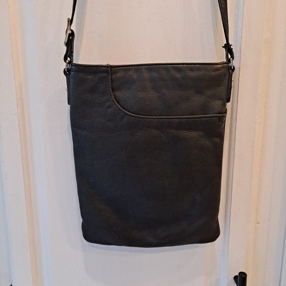 Margot New York Vintage Black Leather Vertical Hobo Messenger Crossbody Bag